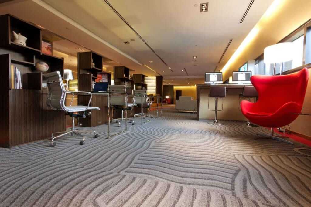 VIP Fast Track Lounges