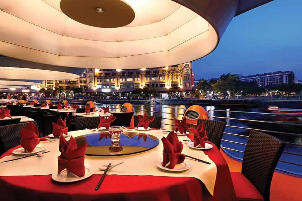 dining at river side of clarke quay